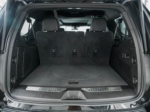 Used 2022 Chevrolet Suburban RST w/ Sport Performance Package image 42