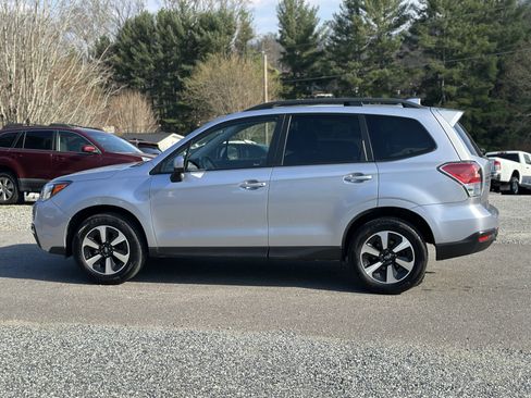 Used 2018 Subaru Forester 2.5i Premium image 6