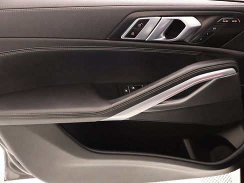 Used 2023 BMW X6 xDrive40i image 18