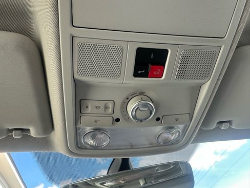 Used 2018 Volkswagen Passat 2.0T SE image 20