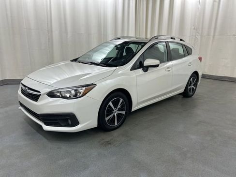 Used 2021 Subaru Impreza Premium image 2
