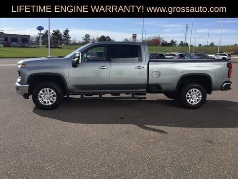 Used 2024 Chevrolet Silverado 2500 LTZ w/ LTZ Convenience Package AWD/4WD image 6