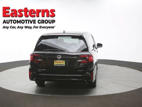 Used 2025 Honda Odyssey Sport-L image 40