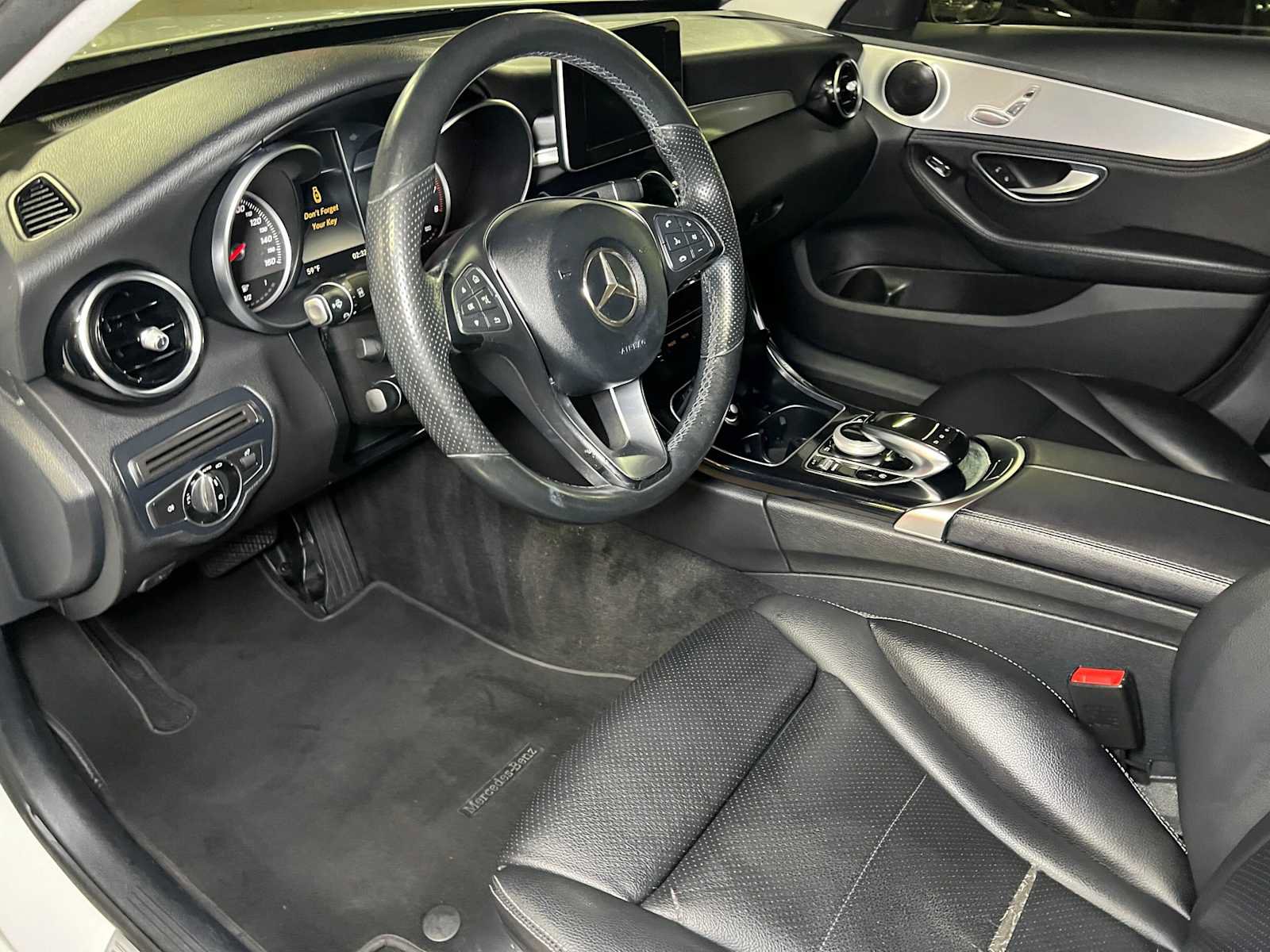 Used 2016 Mercedes-Benz C 300 4MATIC Sedan image 21