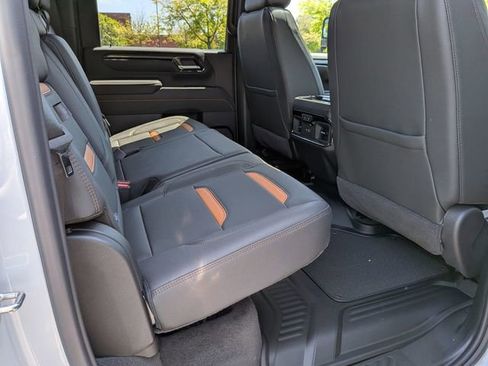New 2026 GMC Sierra 2500 AT4 w/ AT4 Premium Plus Package AWD/4WD image 23