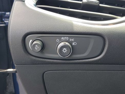 Certified 2019 Chevrolet Malibu LT FWD image 8
