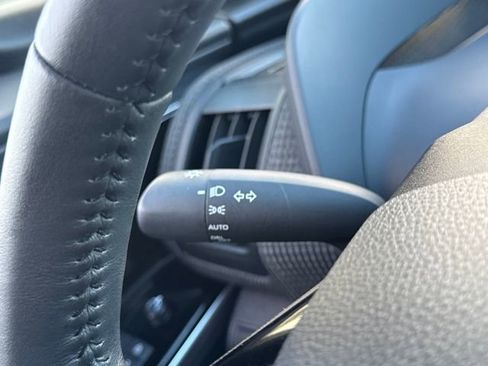 Used 2025 Toyota bZ4X FWD image 17