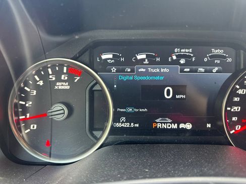 Used 2019 Ford F150 Raptor w/ Equipment Group 802A Luxury AWD/4WD image 12