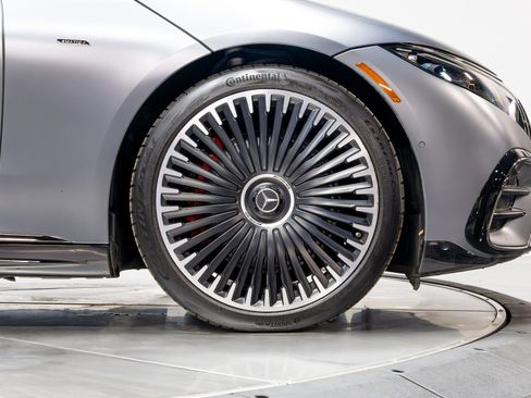 Used 2023 Mercedes-Benz EQS AMG 4MATIC image 22