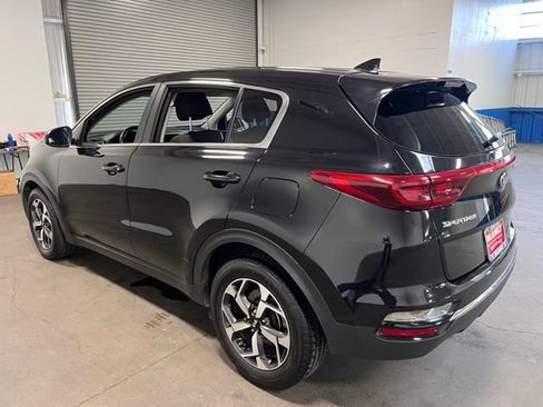 Used 2022 Kia Sportage LX FWD image 6