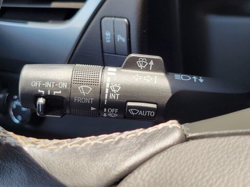 Used 2019 Chevrolet Tahoe LS RWD image 17