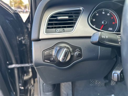 Used 2015 Audi A4 Premium Plus w/ Technology Package image 17