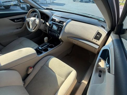 Used 2014 Nissan Altima 2.5 S w/ Sport Value Package FWD image 33