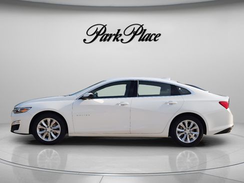 Used 2023 Chevrolet Malibu LT image 2