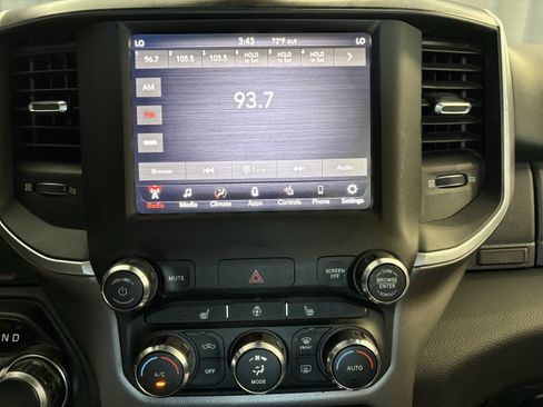 Used 2019 RAM 1500 Big Horn RWD image 10