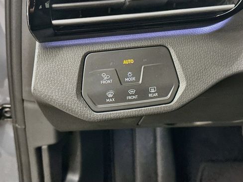Used 2023 Volkswagen ID.4 Pro S AWD/4WD image 17