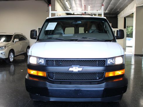 Used 2021 Chevrolet Express 2500 Extended w/ Driver Convenience Package RWD image 8