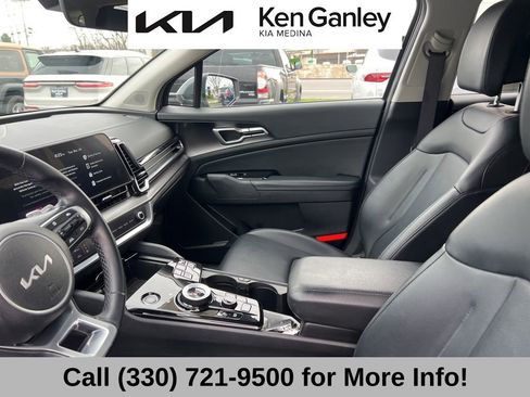 Certified 2024 Kia Sportage EX image 38