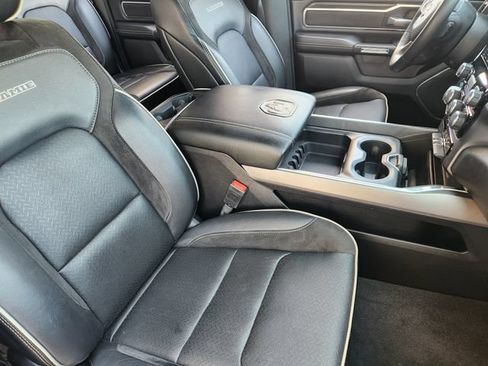 Used 2024 RAM 1500 Laramie RWD image 15