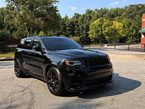 Used 2017 Jeep Grand Cherokee SRT AWD/4WD image 3