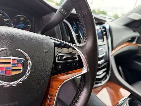 Used 2015 Cadillac Escalade Premium AWD/4WD image 16