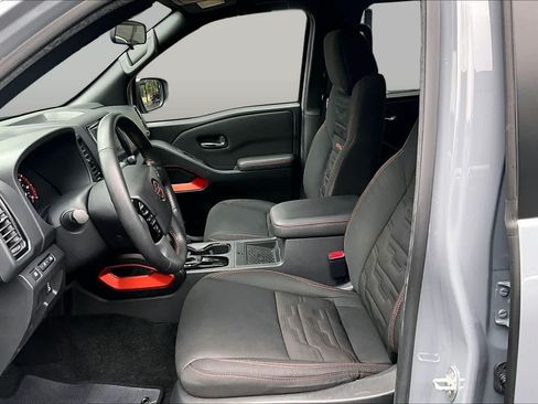 Used 2023 Nissan Frontier Pro-X w/ Pro Convenience Package RWD image 8