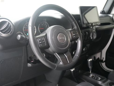 Used 2012 Jeep Wrangler Sport AWD/4WD image 12