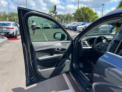 Used 2023 Volvo XC90 B5 Core AWD/4WD image 25