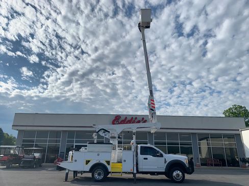 Used 2017 Ford F550 4x4 Regular Cab Super Duty image 62