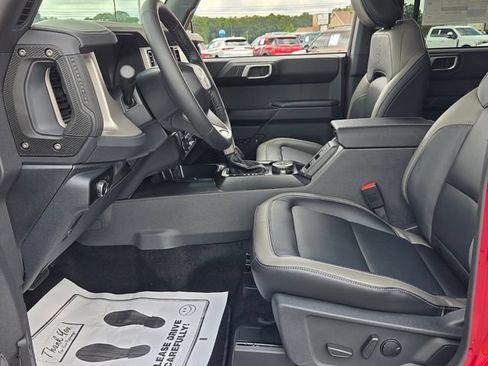 New 2026 Ford Bronco Outer Banks w/ Sasquatch Package AWD/4WD image 5