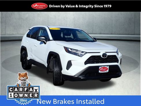 Certified 2023 Toyota RAV4 LE image 1