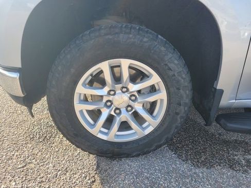 Used 2020 Chevrolet Silverado 1500 LT w/ All-Star Edition image 29