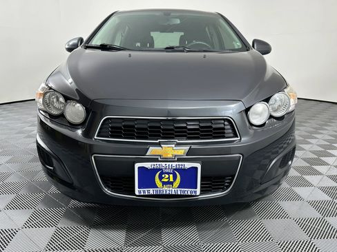 Used 2015 Chevrolet Sonic LT image 4