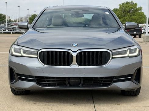 Used 2022 BMW 530i xDrive w/ Premium Package image 7