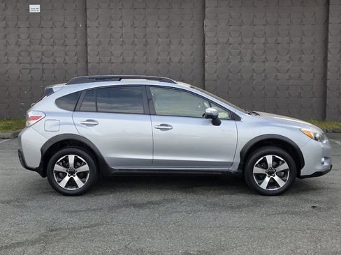 Used 2015 Subaru Crosstrek Touring w/ Popular Package #2 AWD/4WD image 4