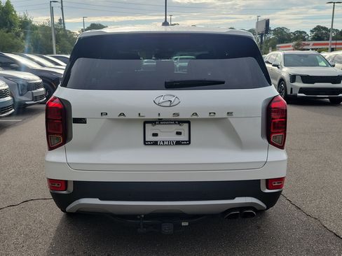 Used 2021 Hyundai Palisade SE FWD image 5