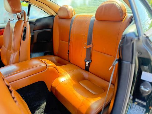 Used 2004 Lexus SC 430 Convertible w/ Preferred Accessory Pkg RWD image 6