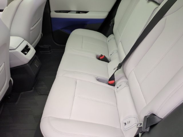 Used 2027 Cadillac Optiq Sport w/ LPO, Floor Liner Package AWD/4WD image 22
