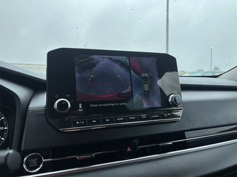 Used 2023 Mitsubishi Outlander SEL image 23