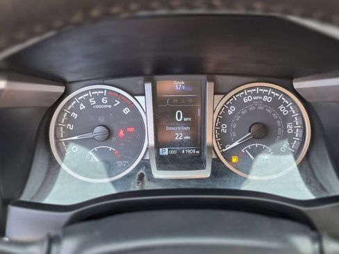 Used 2023 Toyota Tacoma SR5 RWD image 22