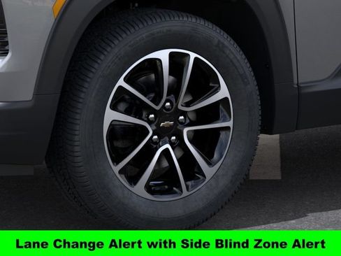 New 2026 Chevrolet TrailBlazer LT w/ Driver Confidence Package FWD image 10