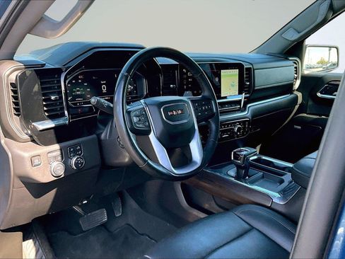 Used 2024 GMC Sierra 1500 SLT w/ SLT Premium Package AWD/4WD image 15