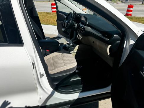 Used 2021 Ford Escape SE w/ Convenience Package AWD/4WD image 13