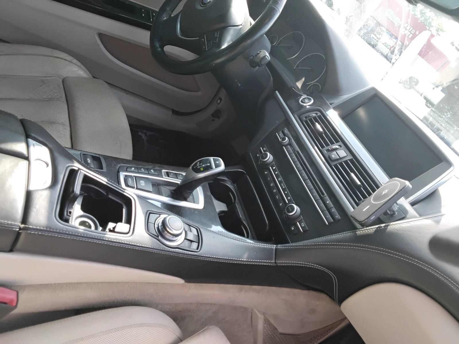 Used 2012 BMW 650i xDrive Convertible AWD/4WD image 10