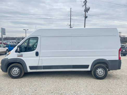 Used 2018 RAM ProMaster 2500 w/ Mopar Trailer Tow Group image 2