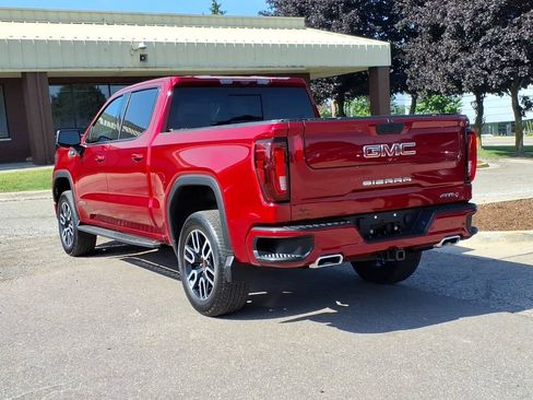 Used 2025 GMC Sierra 1500 AT4 w/ AT4 Premium Package AWD/4WD image 3