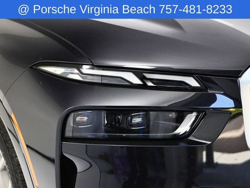Used 2025 BMW X7 xDrive40i w/ Premium Package AWD/4WD image 17