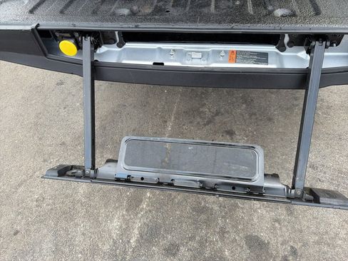 Used 2019 Ford F250 Lariat w/ Lariat Ultimate Package image 14