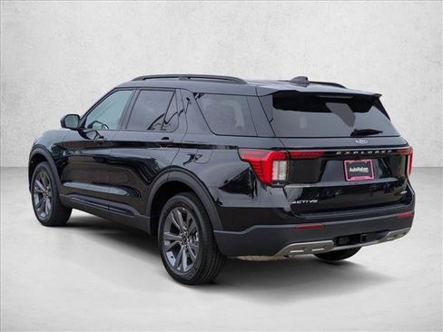 New 2026 Ford Explorer Active w/ Active Comfort Package AWD/4WD image 9