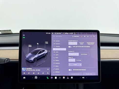 Used 2023 Tesla Model Y Long Range image 9